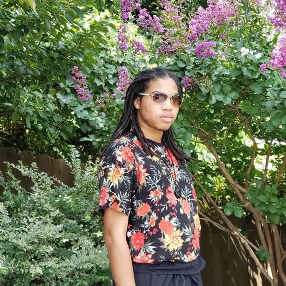 Meet your Posher, Grant - Picture 1 of 1